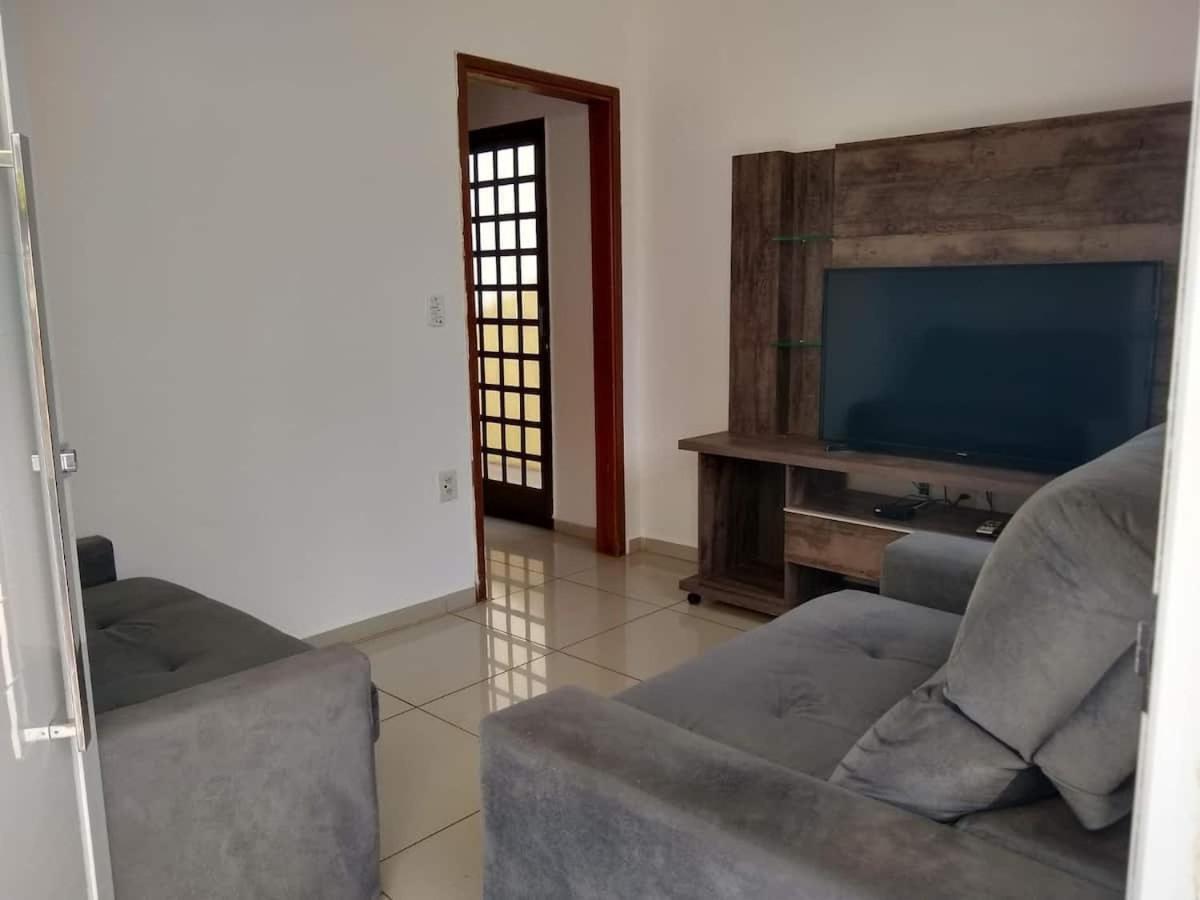 OlímpiaBela Casa Com Churrasqueira E Estacionamento别墅 外观 照片